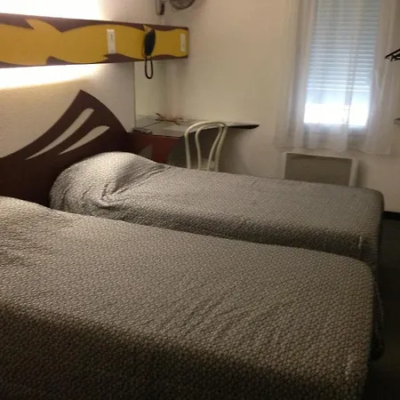 Lidotel 2* ラモンヴィル・サン・タニュ