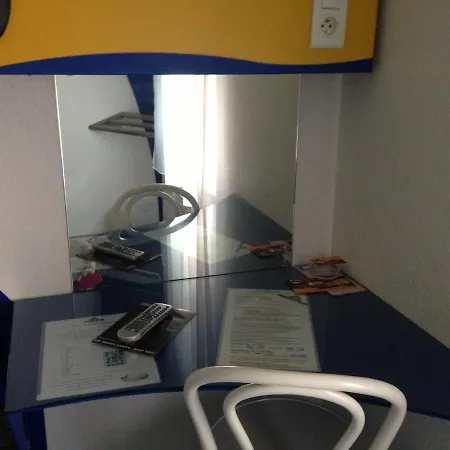 Lidotel ホテル ラモンヴィル・サン・タニュ