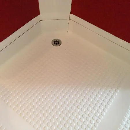 ホテル Lidotel ラモンヴィル・サン・タニュ