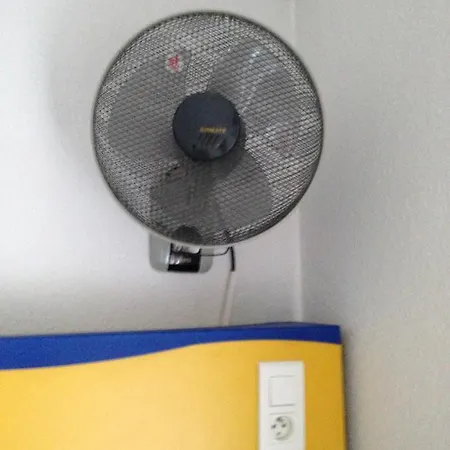 ホテル Lidotel ラモンヴィル・サン・タニュ