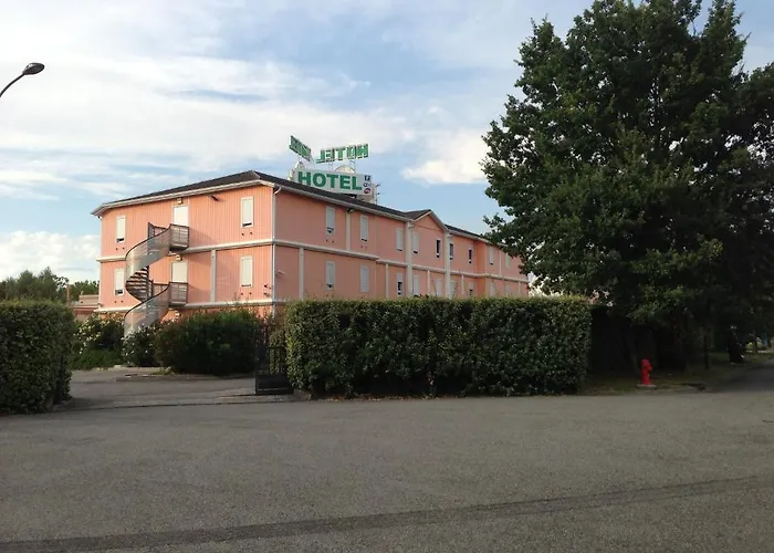 ホテル Lidotel 2*