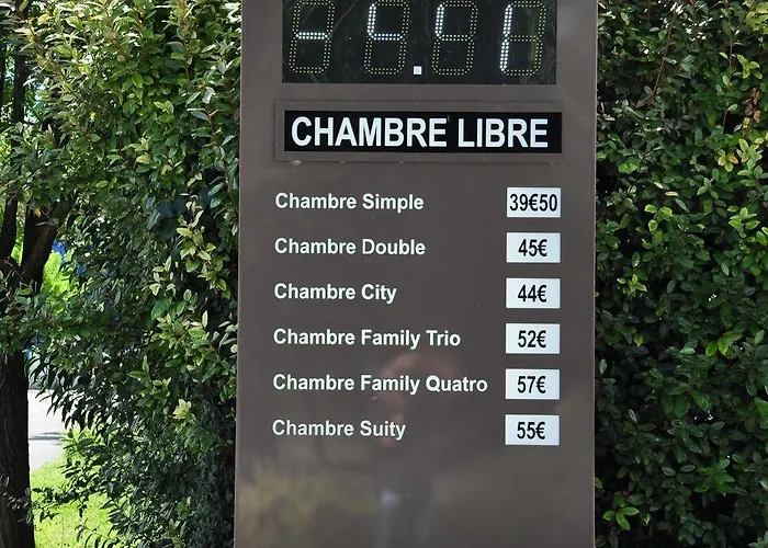 Lidotel 2* ラモンヴィル・サン・タニュ