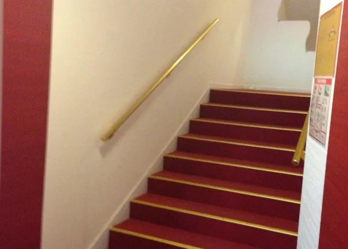 Lidotel 2* ラモンヴィル・サン・タニュ